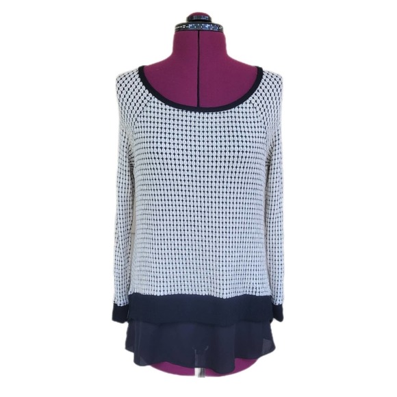 Design Lab Lord & Taylor Split Back Lightweight Layered Shirt Tail Sweater sz XS - Picture 2 of 8